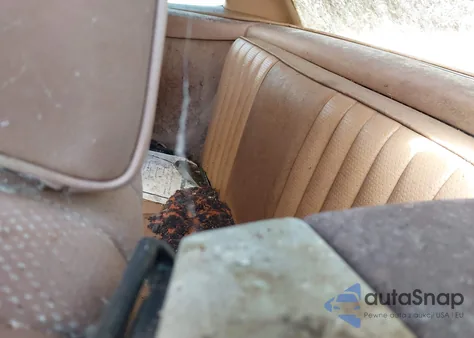 1985 Mercedes-Benz 380 Sl z USA, uszkodzony, nr VIN WDBBA45C4FA021578